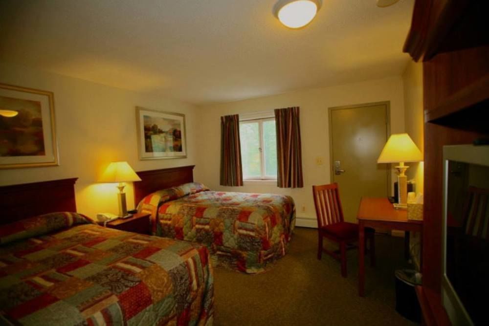 The Upper Pass Lodge Londonderry エクステリア 写真
